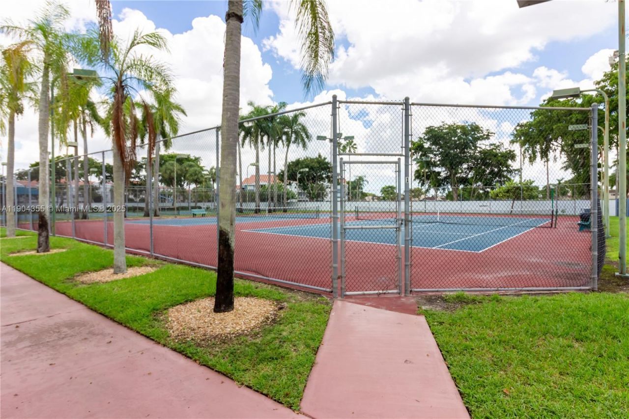 17230 NW 64th Ave, Unit ., Miami Lakes, FL 33015 Photo