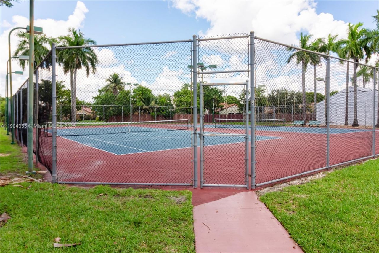 17230 NW 64th Ave, Unit ., Miami Lakes, FL 33015 Photo