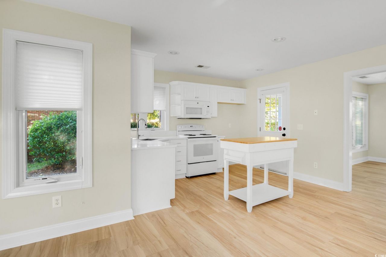 4 Old Barge Dr. Photo 13