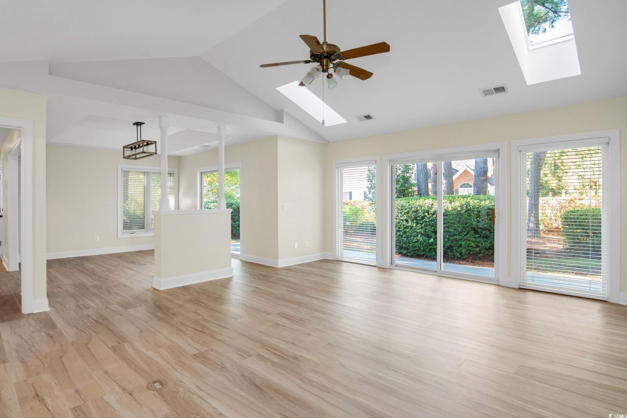 4 Old Barge Dr. Photo 6