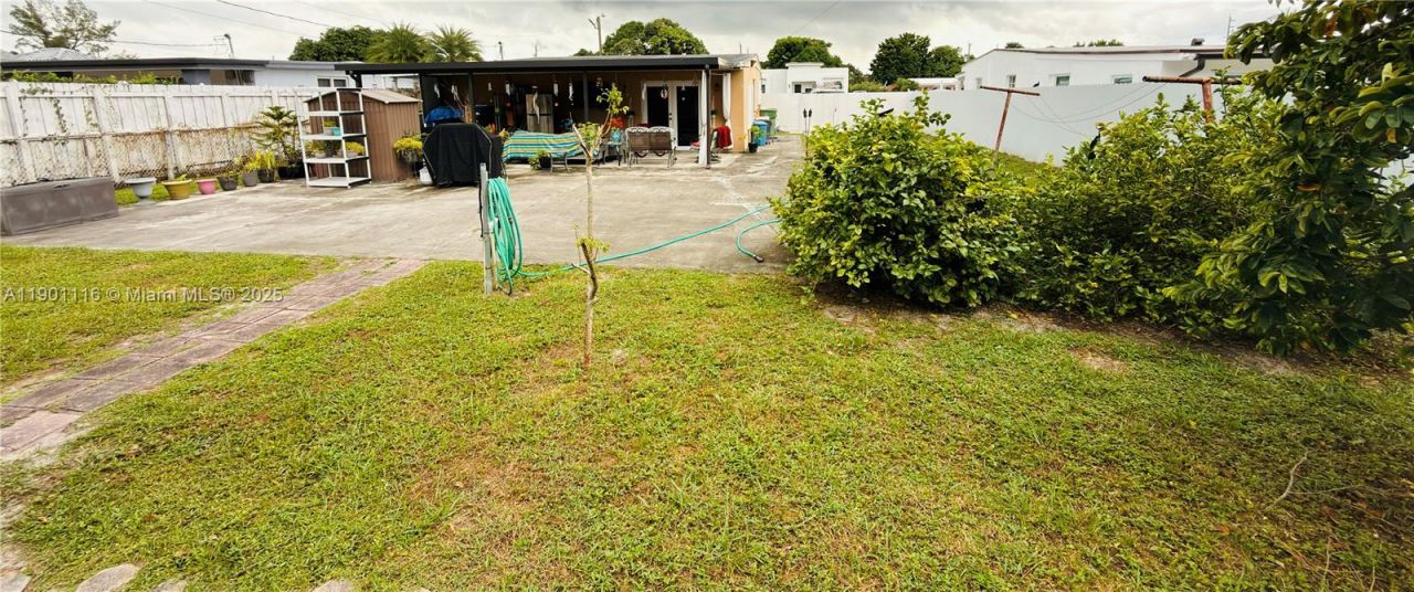 1041 E 19th St, Hialeah, FL 33013 Photo