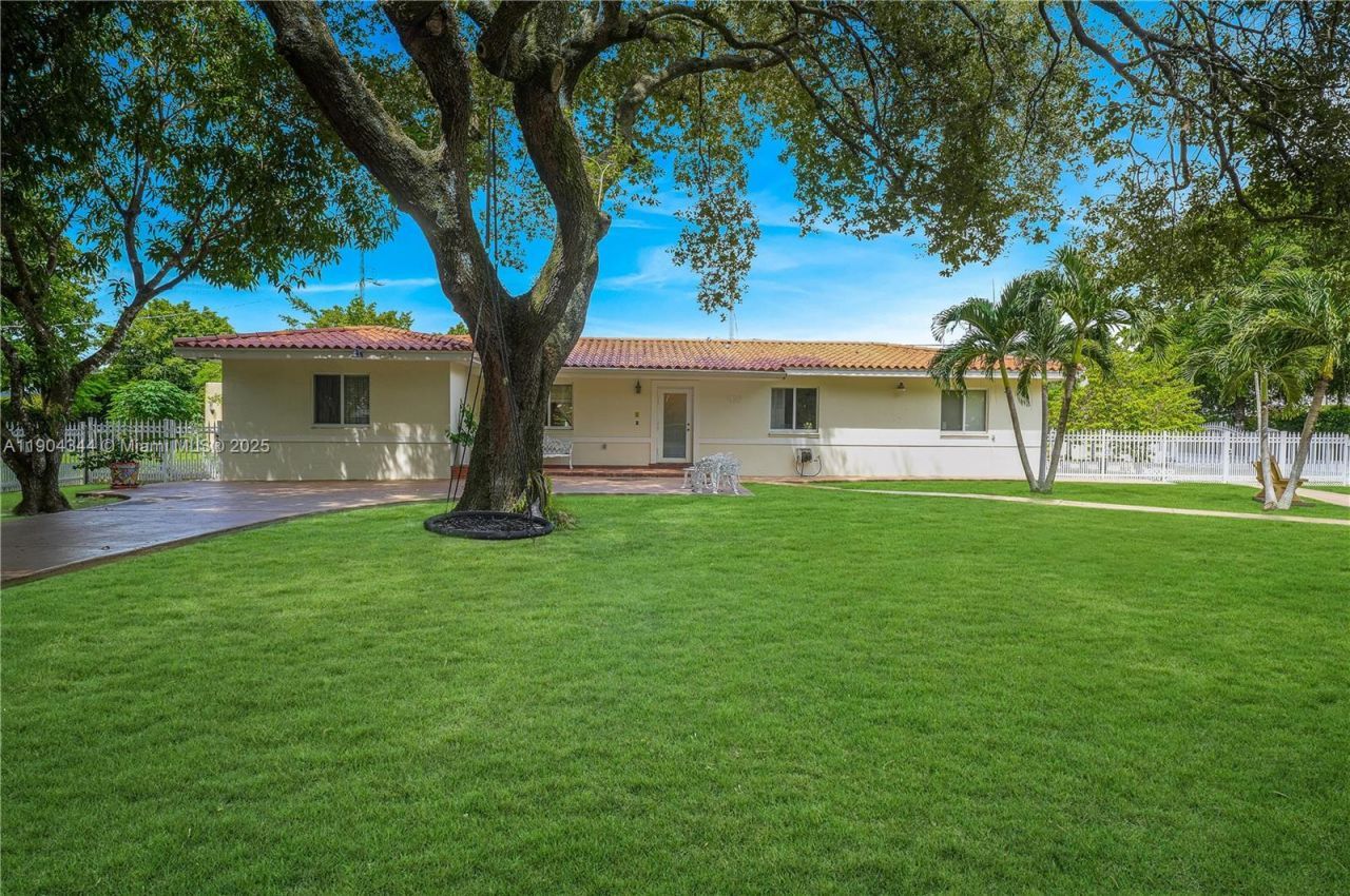 1407 San Marco Ave, Coral Gables, FL 33134 Photo