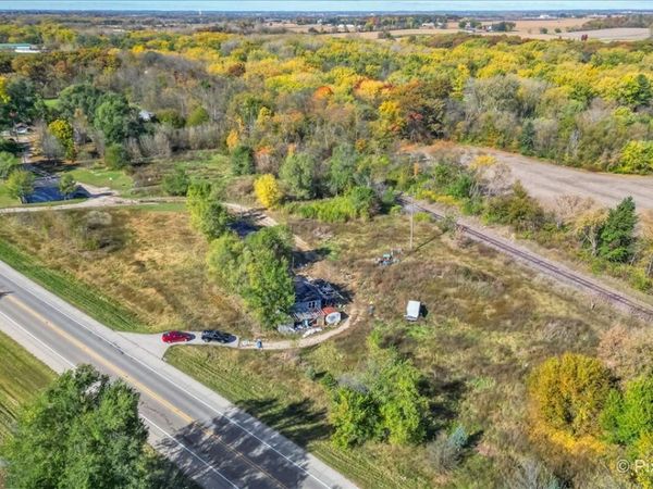 9130 US Highway 20, Garden Prairie, IL 61038