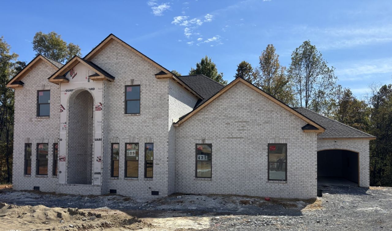 421 Young Lane, Pleasant View, TN 37146 Main Photo