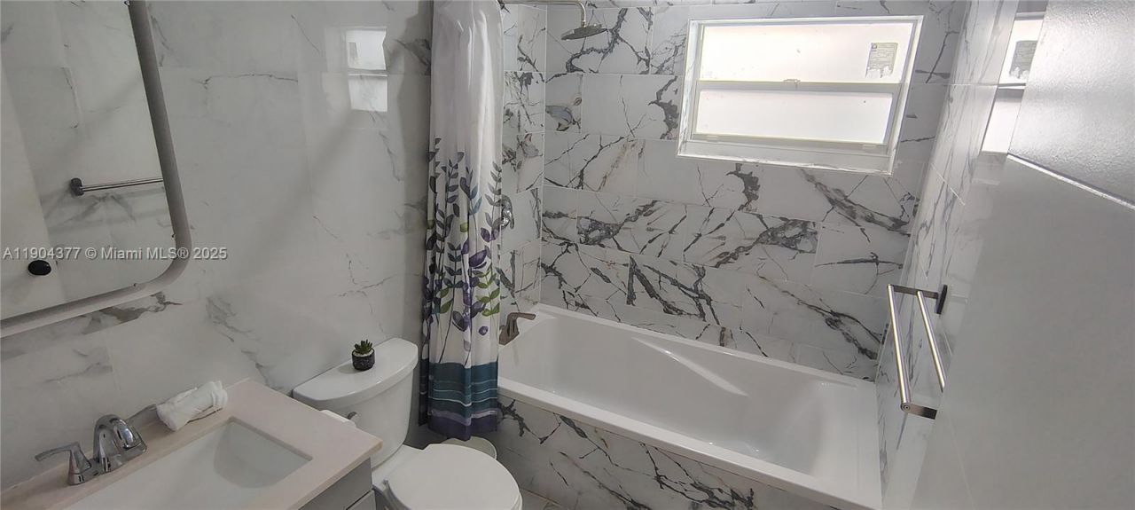 420 NE 90th St, Unit N/A, El Portal, FL 33138 Photo