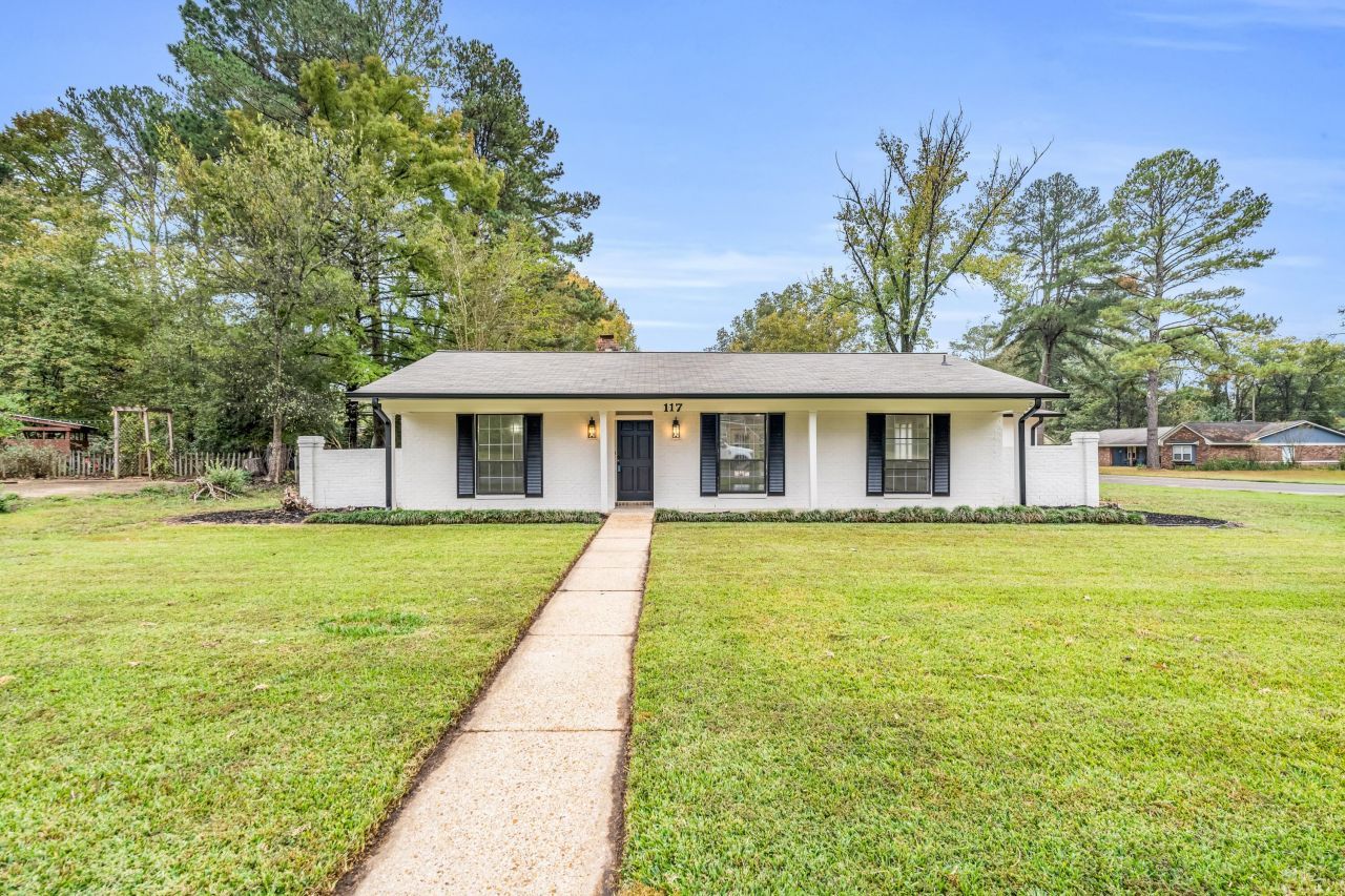 117 Dunbrook Dr, Starkville, MS 39759 Main Photo
