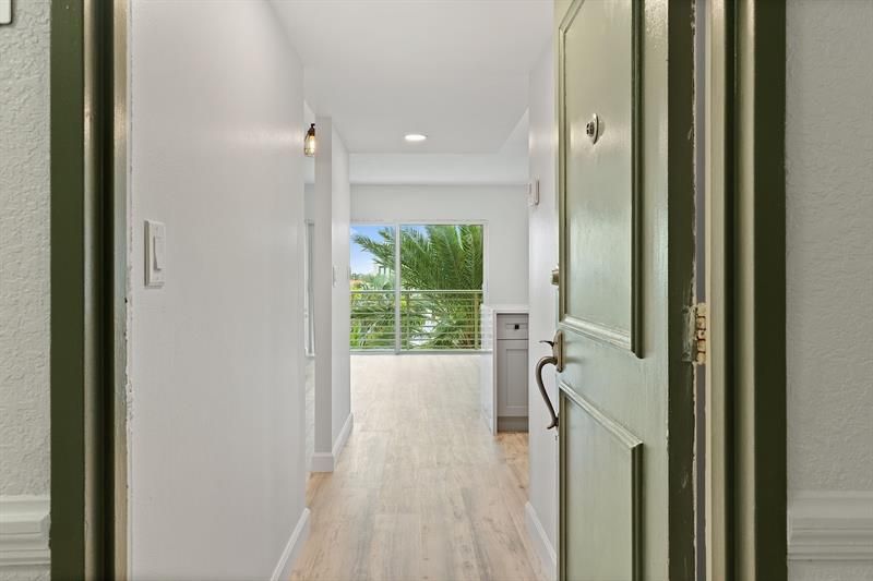 2900 NE 30th Street, Unit 5D, Fort Lauderdale, FL 33306 Photo