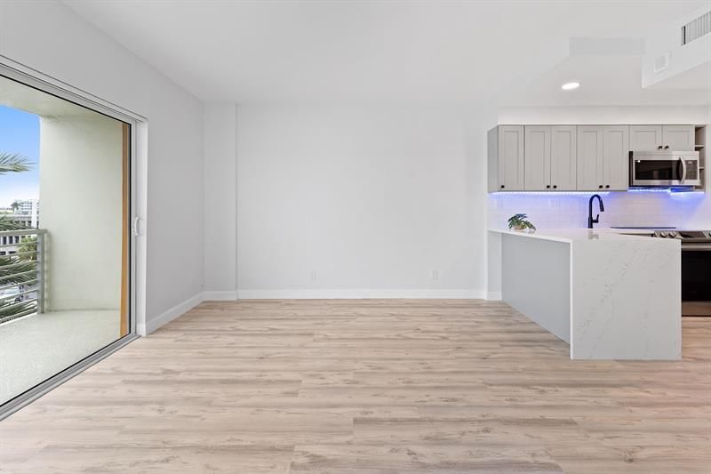 2900 NE 30th Street, Unit 5D, Fort Lauderdale, FL 33306 Photo