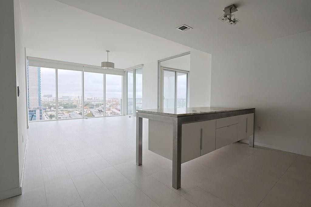 1040 Biscayne Boulevard, Unit 1406, Miami, FL 33132 Photo