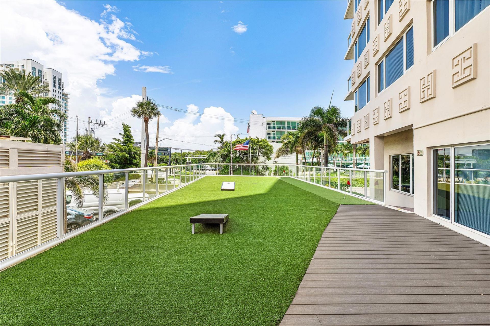 3000 Holiday Drive, Unit 1104, Fort Lauderdale, FL 33316 Photo