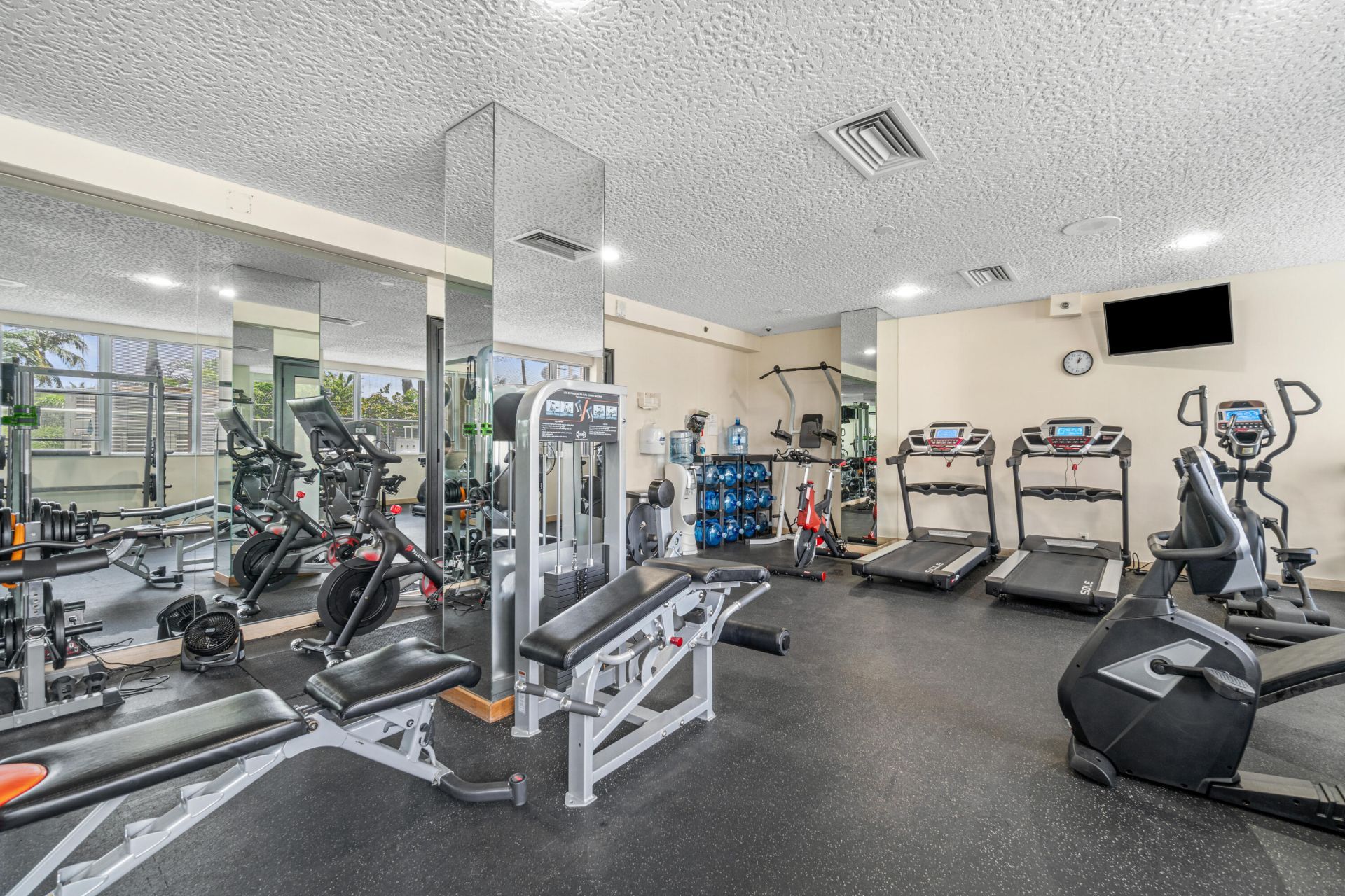 3000 Holiday Drive, Unit 1104, Fort Lauderdale, FL 33316 Photo