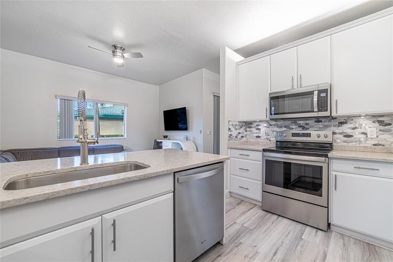 7972 Exeter Boulevard, Unit 101, Fort Lauderdale, FL 33321 Photo