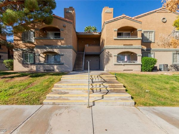221 Mission Catalina Lane, Unit 101, Las Vegas, NV 89107