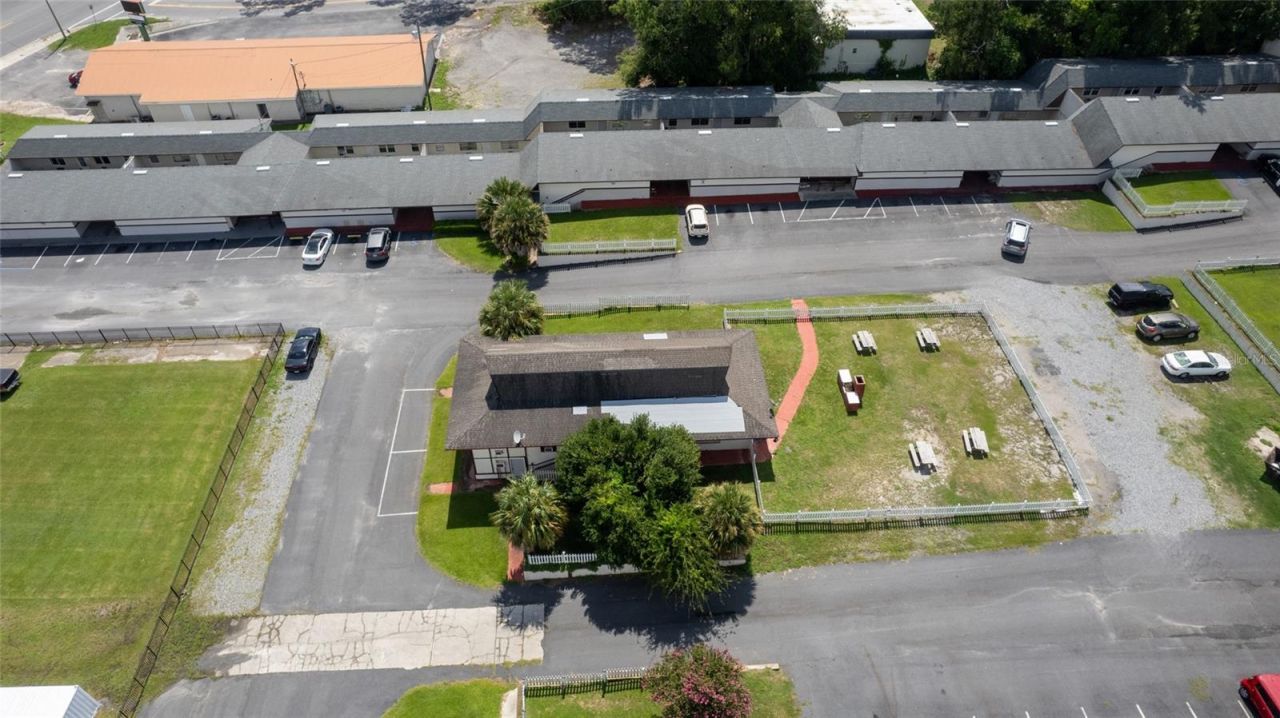 649 W Base Street, Madison, FL 32340 Photo