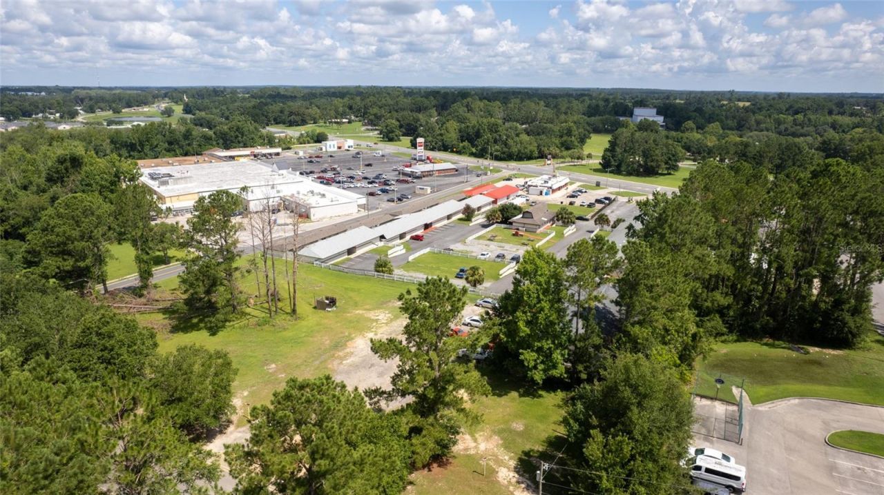 649 W Base Street, Madison, FL 32340 Photo