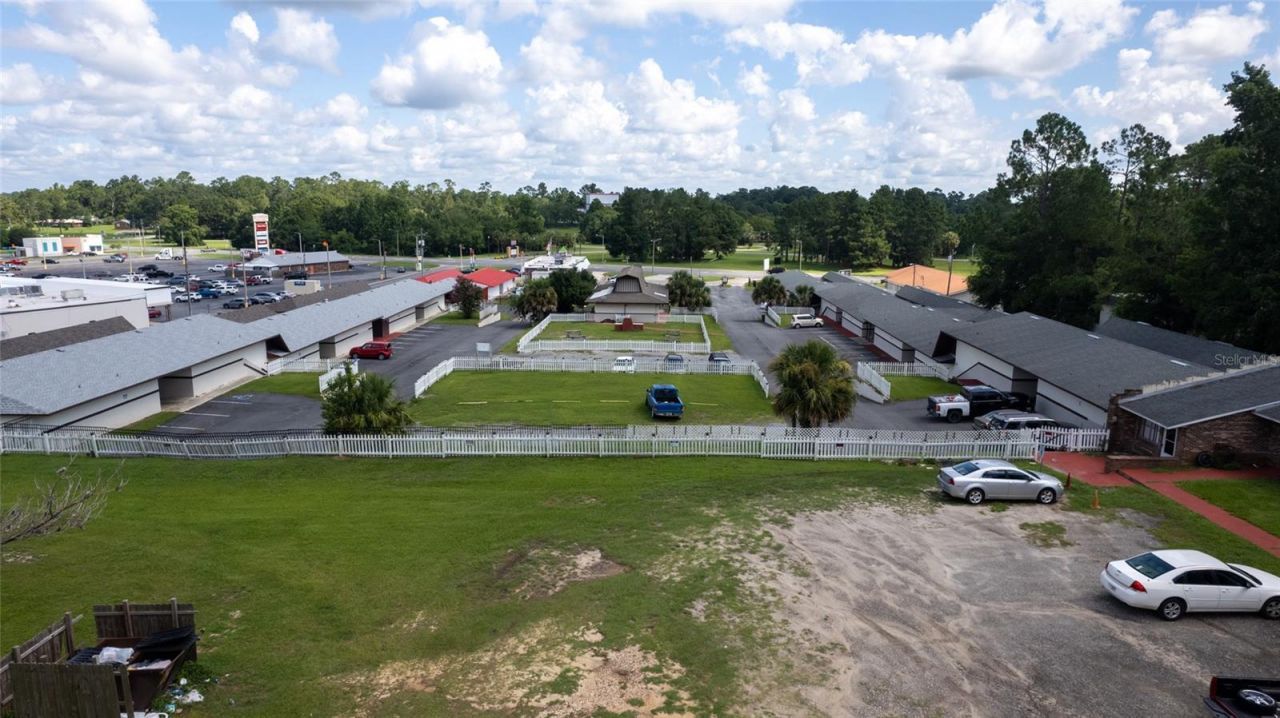 649 W Base Street, Madison, FL 32340 Photo