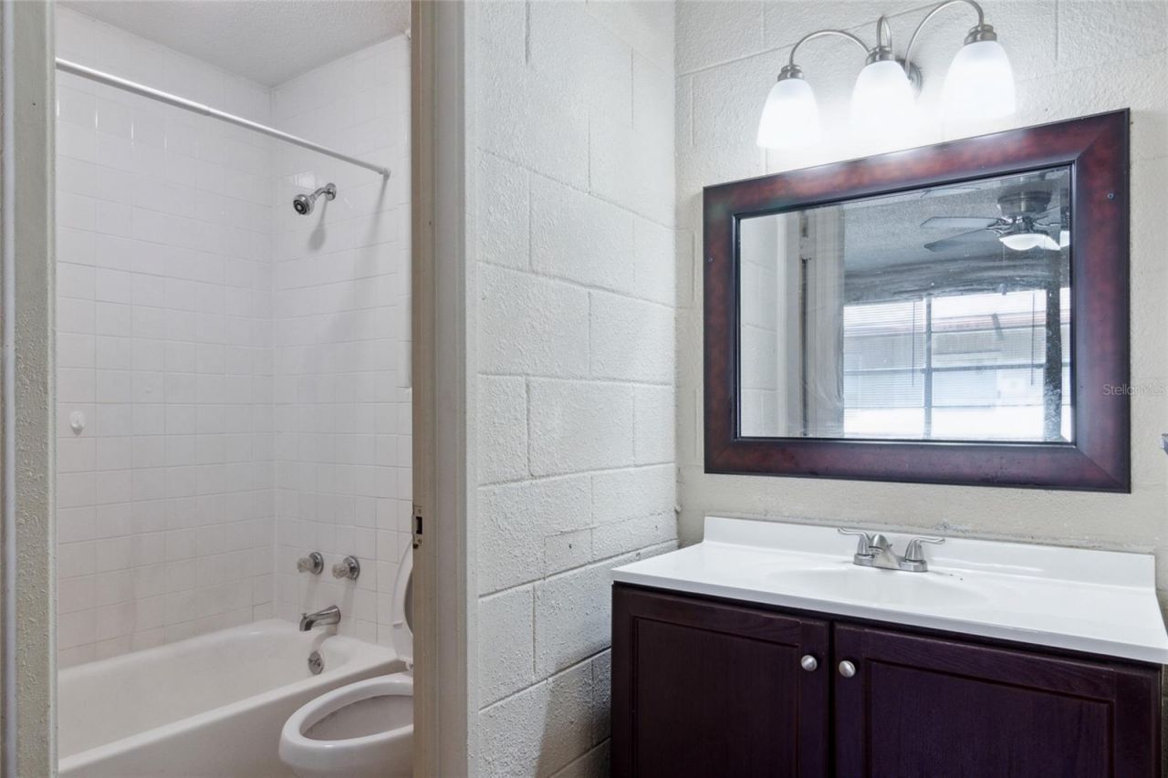 649 W Base Street, Madison, FL 32340 Photo