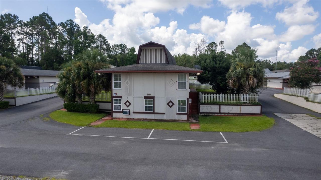 649 W Base Street, Madison, FL 32340 Photo