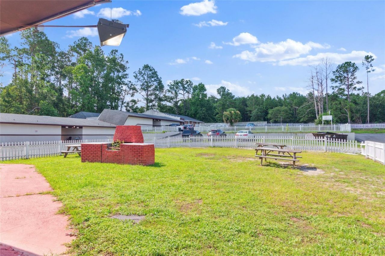 649 W Base Street, Madison, FL 32340 Photo