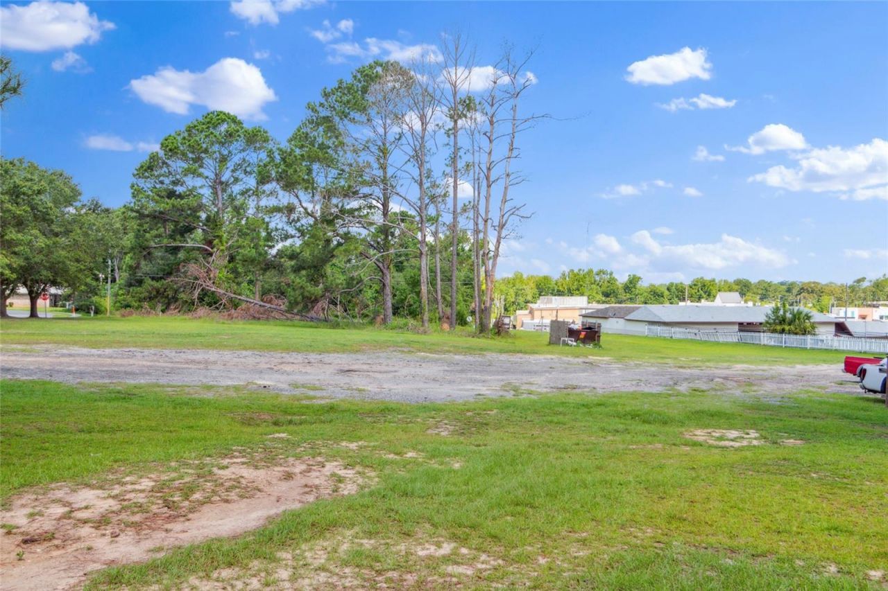 649 W Base Street, Madison, FL 32340 Photo