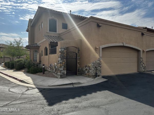 16945 E EL LAGO Boulevard, Unit 106, Fountain Hills, AZ 85268