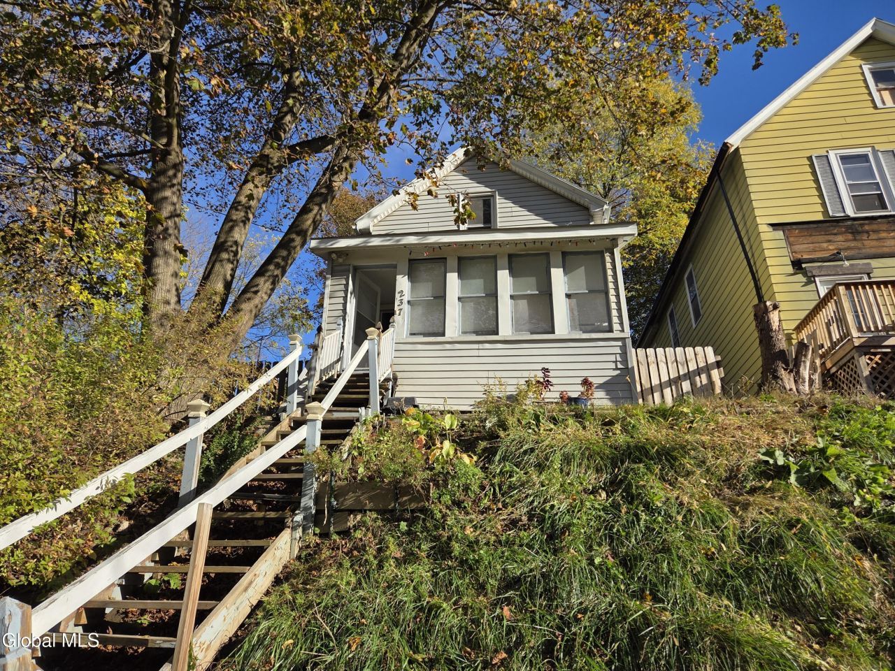 237 Vrooman Avenue, Amsterdam, NY 12010 Main Photo