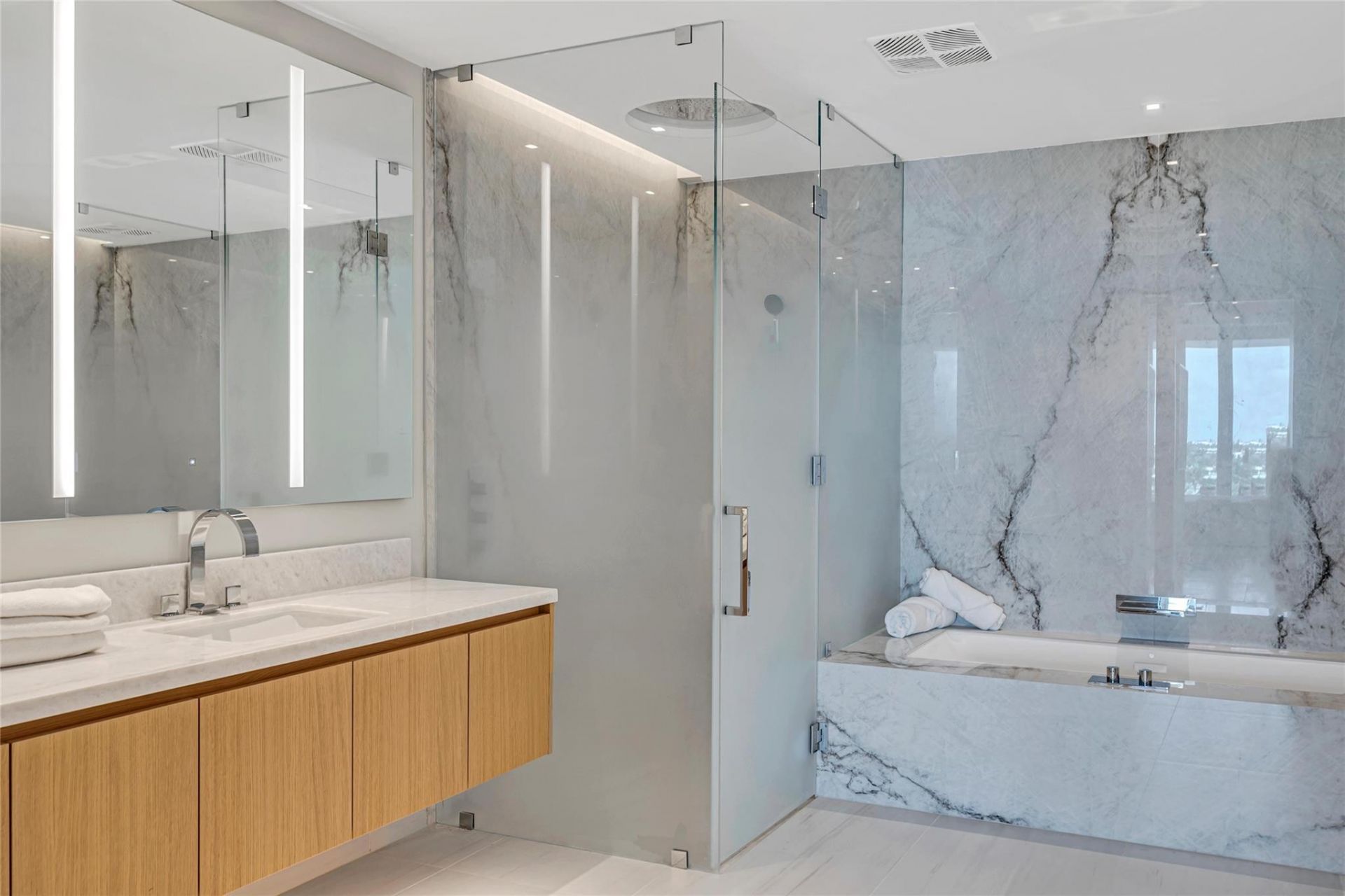 2241 SE 17th Street, Unit 601, Fort Lauderdale, FL 33316 Photo