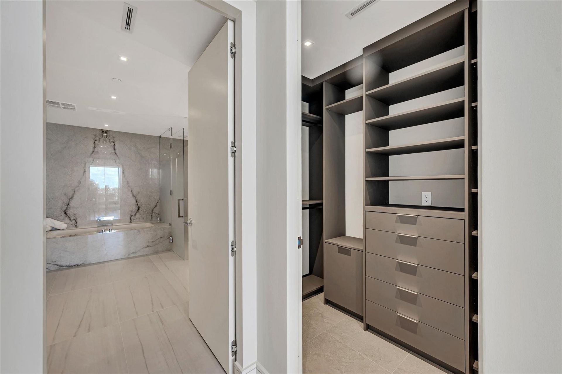 2241 SE 17th Street, Unit 601, Fort Lauderdale, FL 33316 Photo