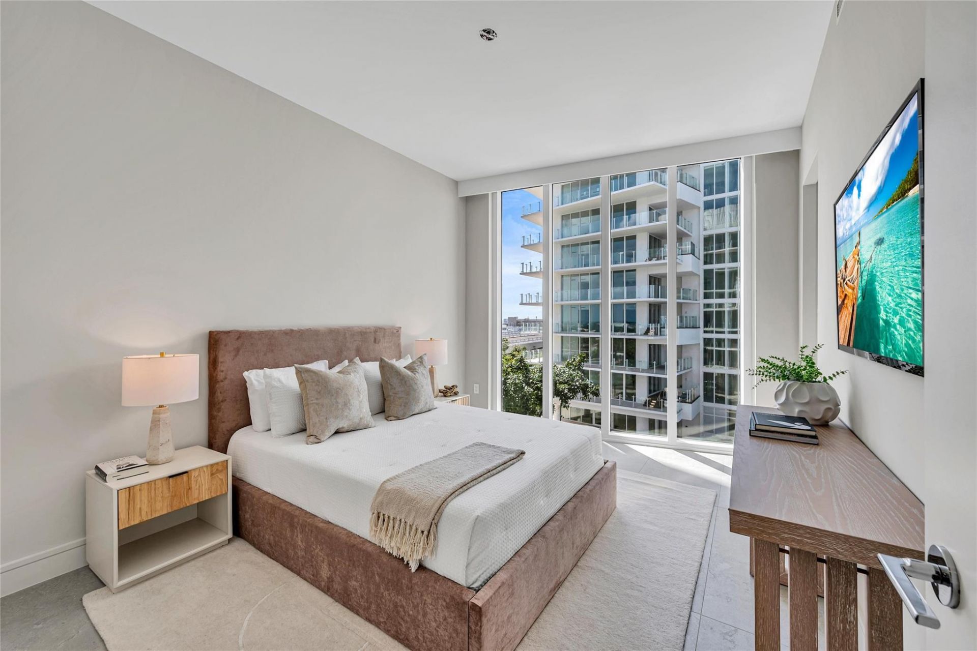 2241 SE 17th Street, Unit 601, Fort Lauderdale, FL 33316 Photo