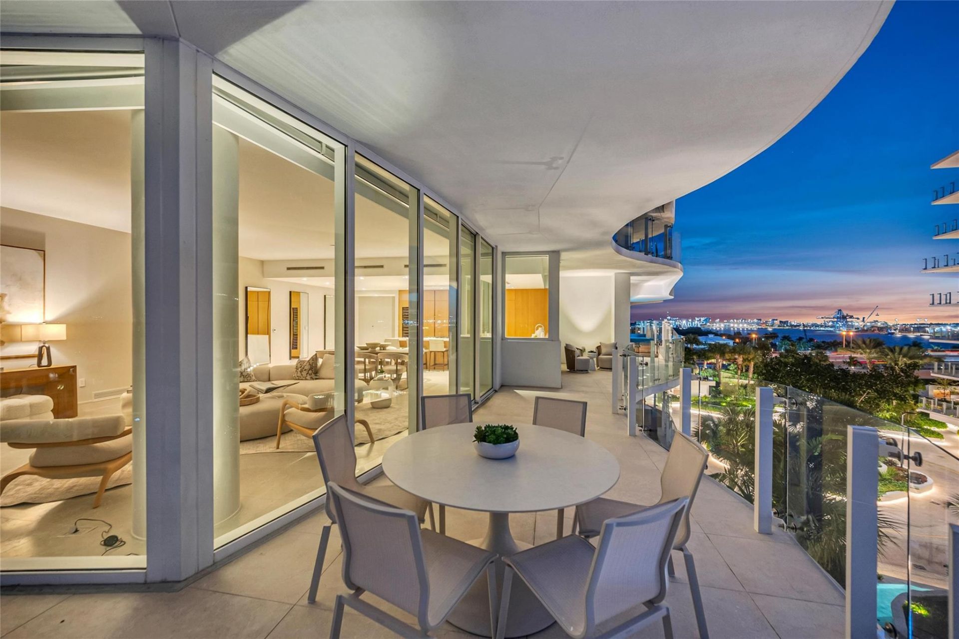 2241 SE 17th Street, Unit 601, Fort Lauderdale, FL 33316 Photo