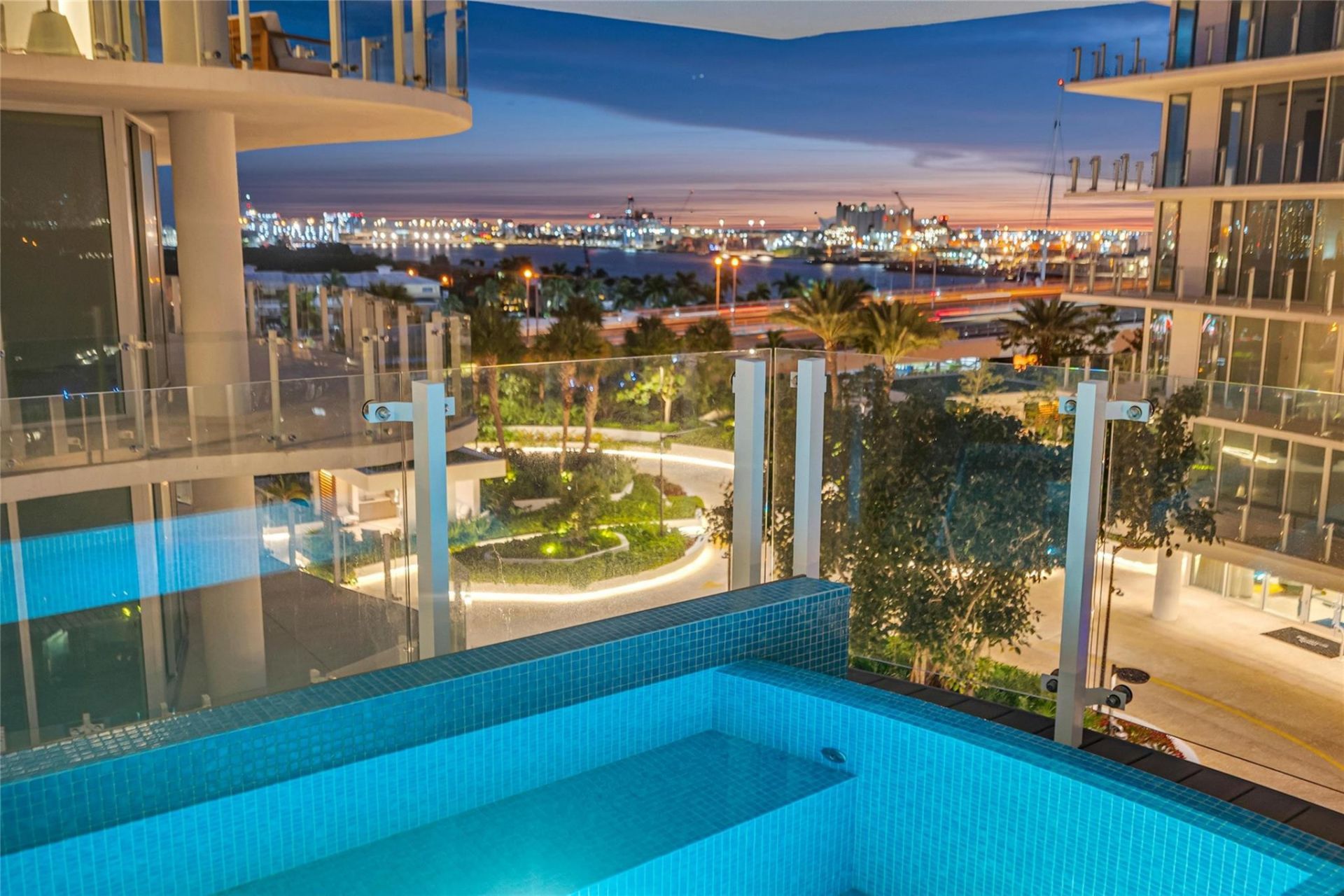 2241 SE 17th Street, Unit 601, Fort Lauderdale, FL 33316 Photo