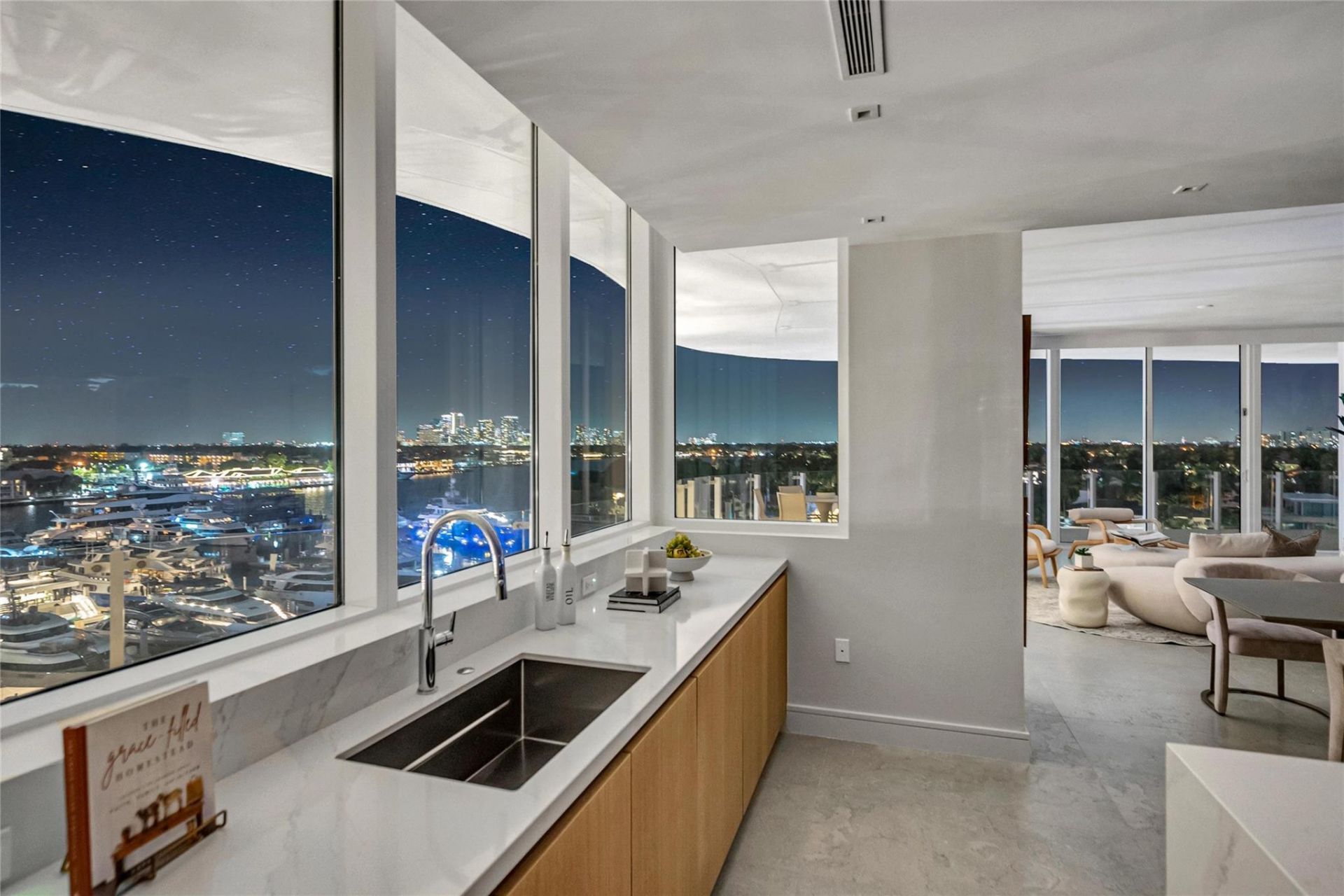 2241 SE 17th Street, Unit 601, Fort Lauderdale, FL 33316 Photo