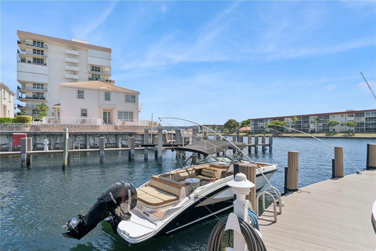 1160 Hillsboro Mile, Unit 901, Hillsboro Beach, FL 33062 Photo