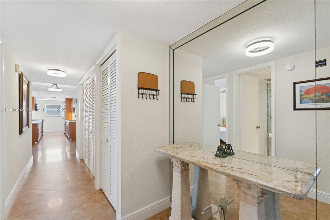 1160 Hillsboro Mile, Unit 901, Hillsboro Beach, FL 33062 Photo