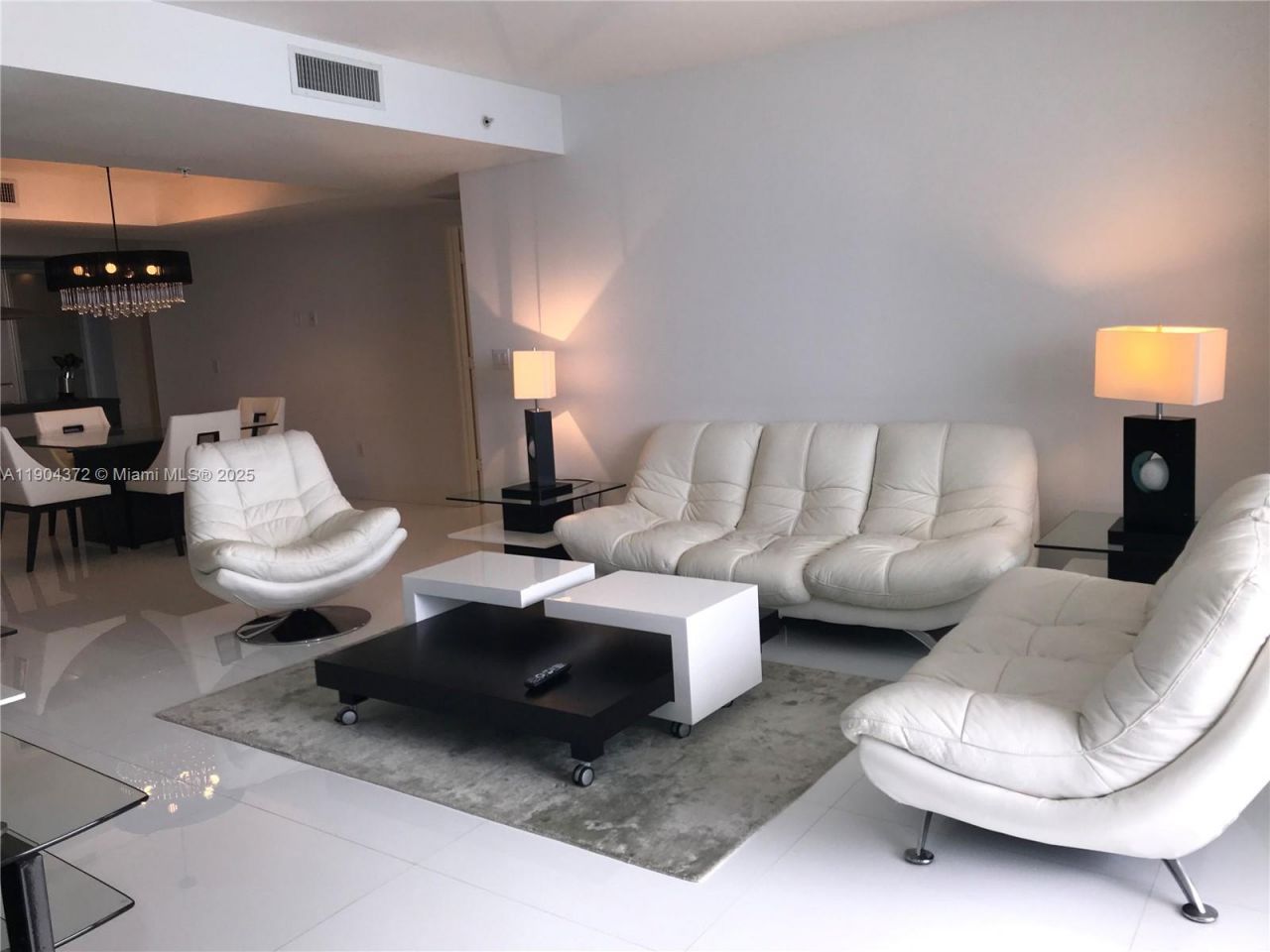 18201 Collins Ave, Unit 5104, Sunny Isles Beach, FL 33160 Photo