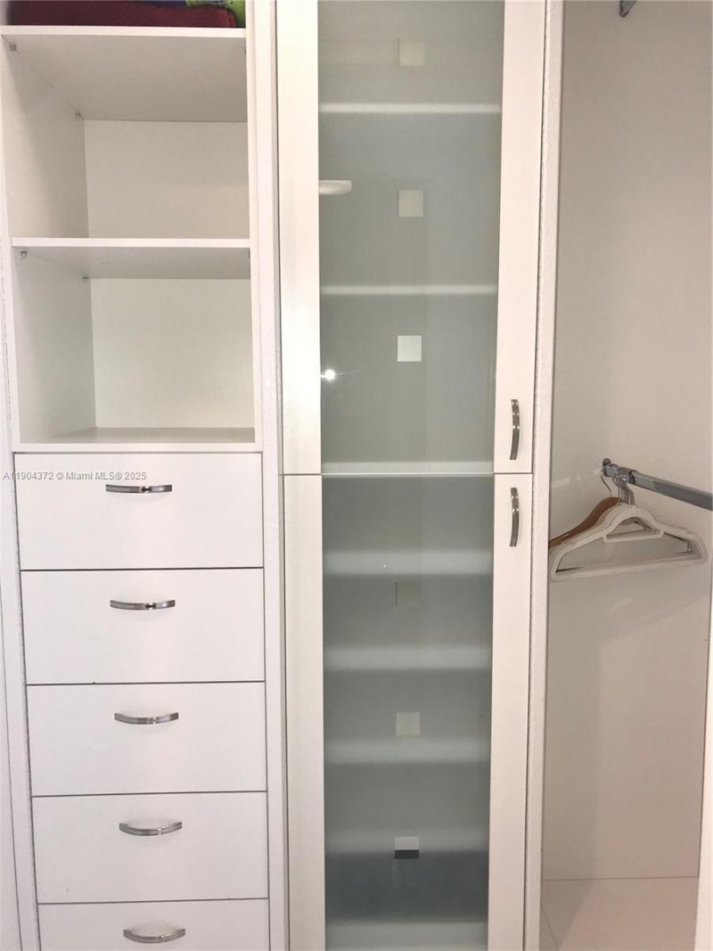 18201 Collins Ave, Unit 5104, Sunny Isles Beach, FL 33160 Photo