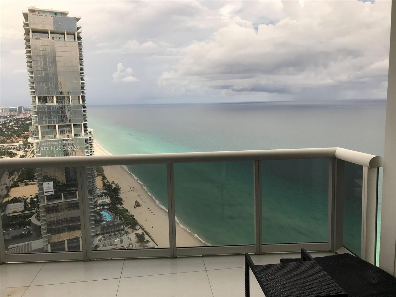 18201 Collins Ave, Unit 5104, Sunny Isles Beach, FL 33160 Photo