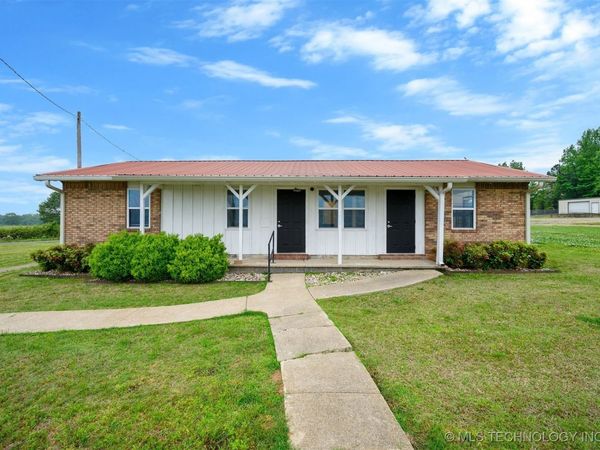 902 NE Lincoln Road , Idabel, OK 74745