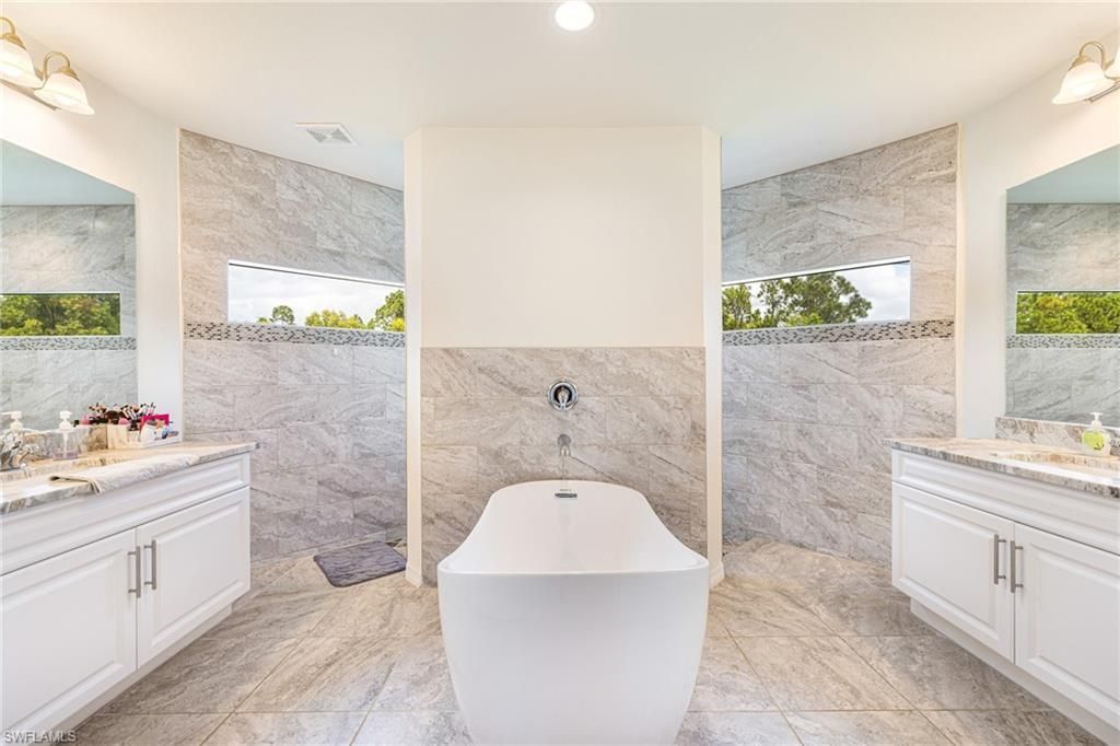 3410 NW 45th St, Cape Coral, FL 33993 Photo