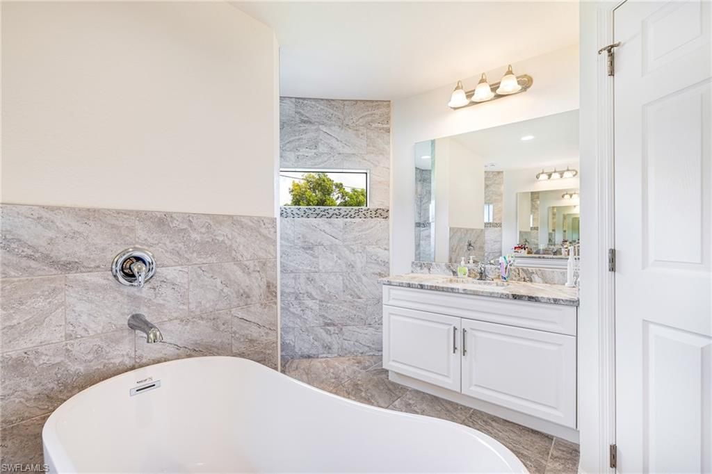 3410 NW 45th St, Cape Coral, FL 33993 Photo