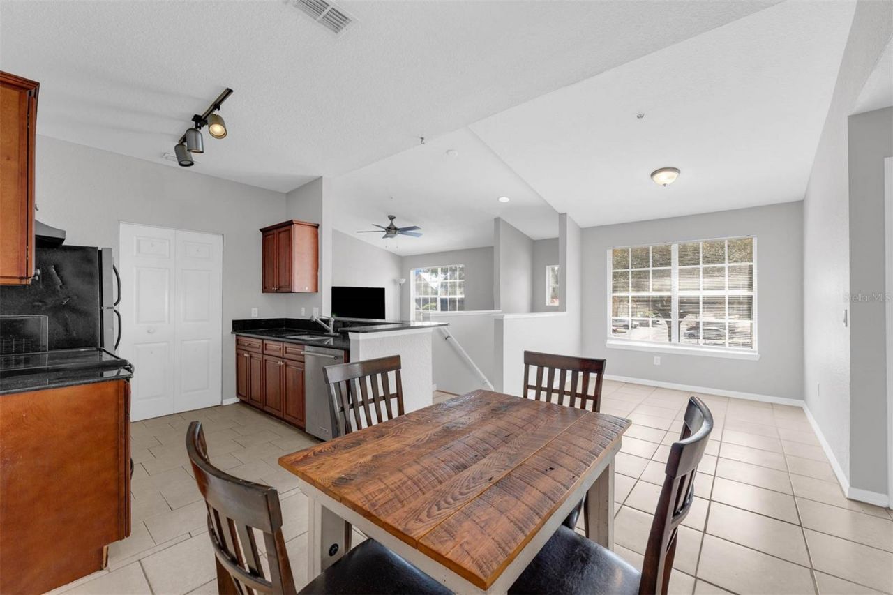 836 Grand Regency Point, Unit 200, Altamonte Springs, FL 32714 Photo