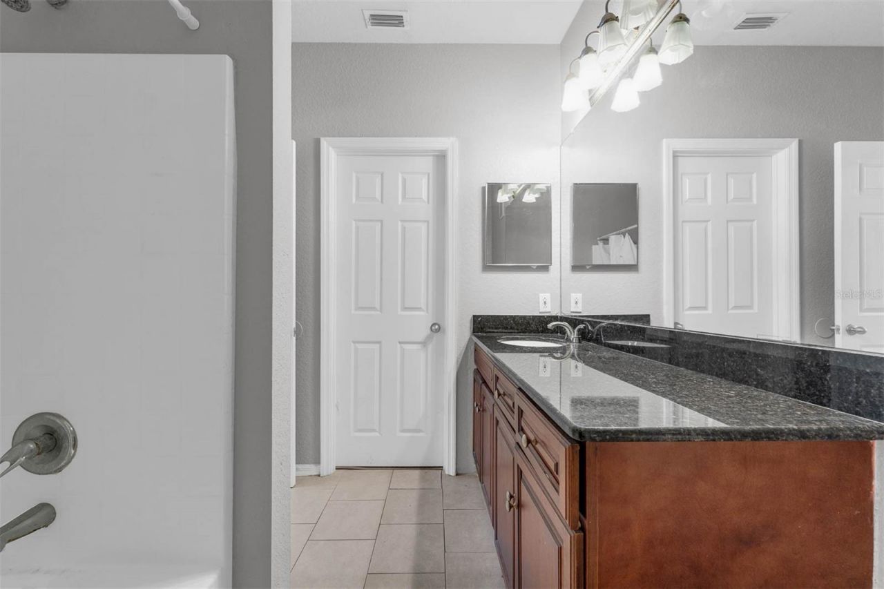 836 Grand Regency Point, Unit 200, Altamonte Springs, FL 32714 Photo