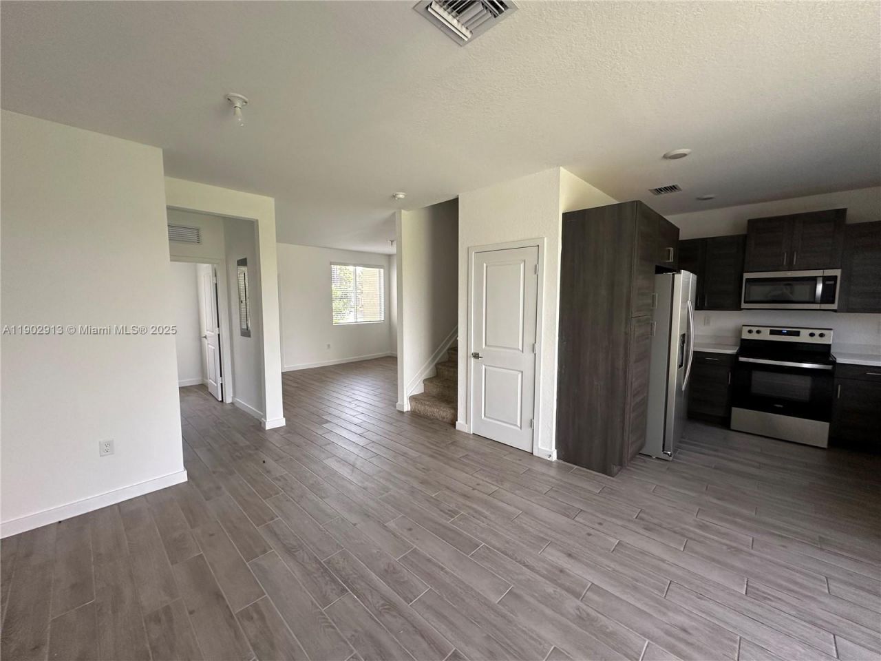 1092 SE 23rd Ave, Homestead, FL 33035 Photo