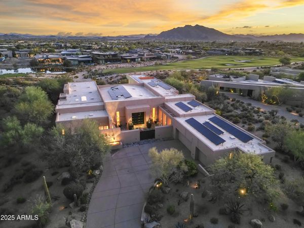 9191 E HAPPY HOLLOW Drive, Scottsdale, AZ 85262