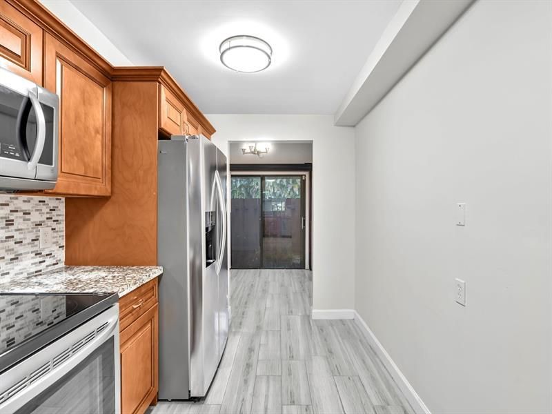 4182 S Pine Island Rd, Davie, FL 33328 Photo