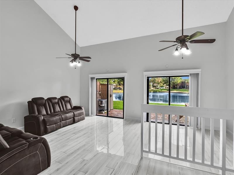 4182 S Pine Island Rd, Davie, FL 33328 Photo