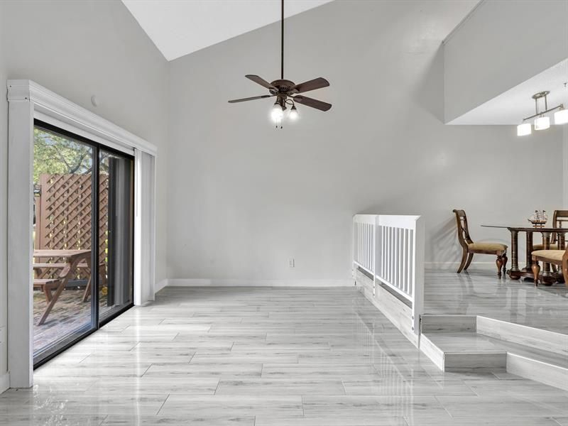 4182 S Pine Island Rd, Davie, FL 33328 Photo