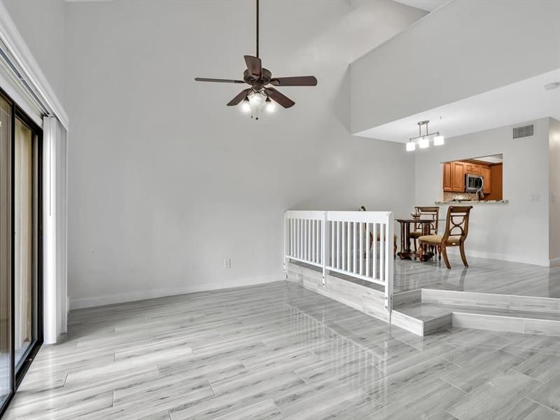 4182 S Pine Island Rd, Davie, FL 33328 Photo