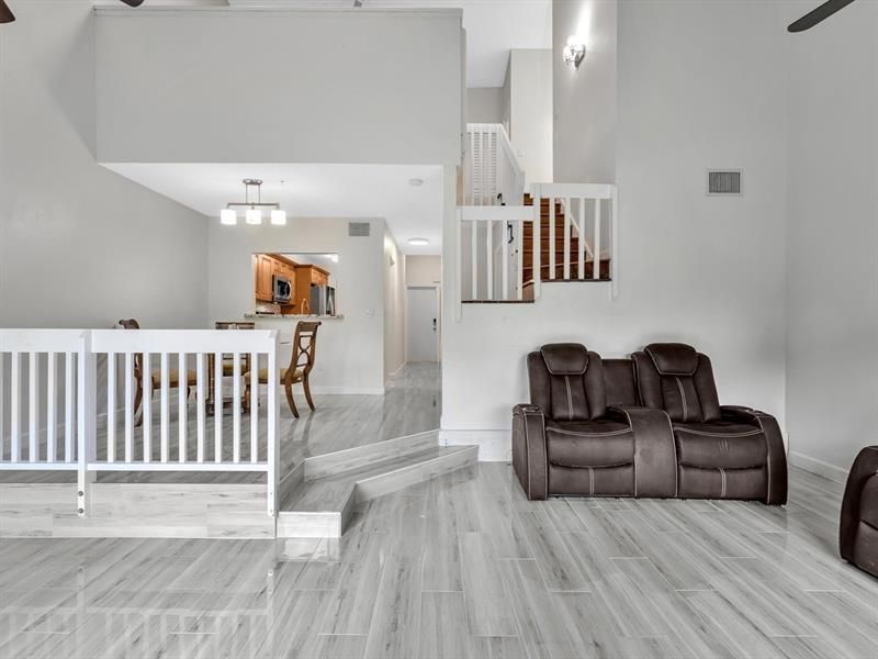 4182 S Pine Island Rd, Davie, FL 33328 Photo