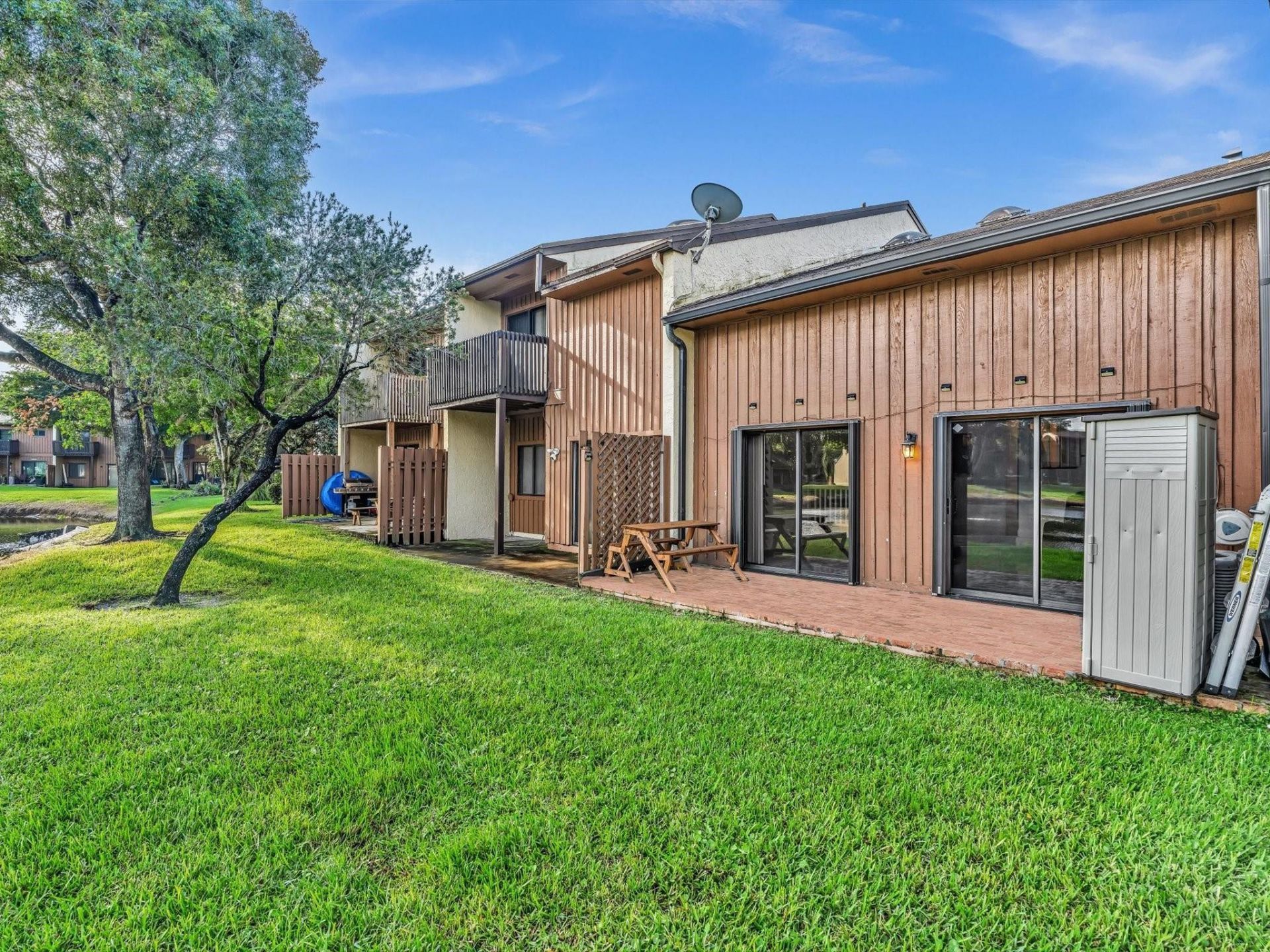 4182 S Pine Island Road, Davie, FL 33328 Photo